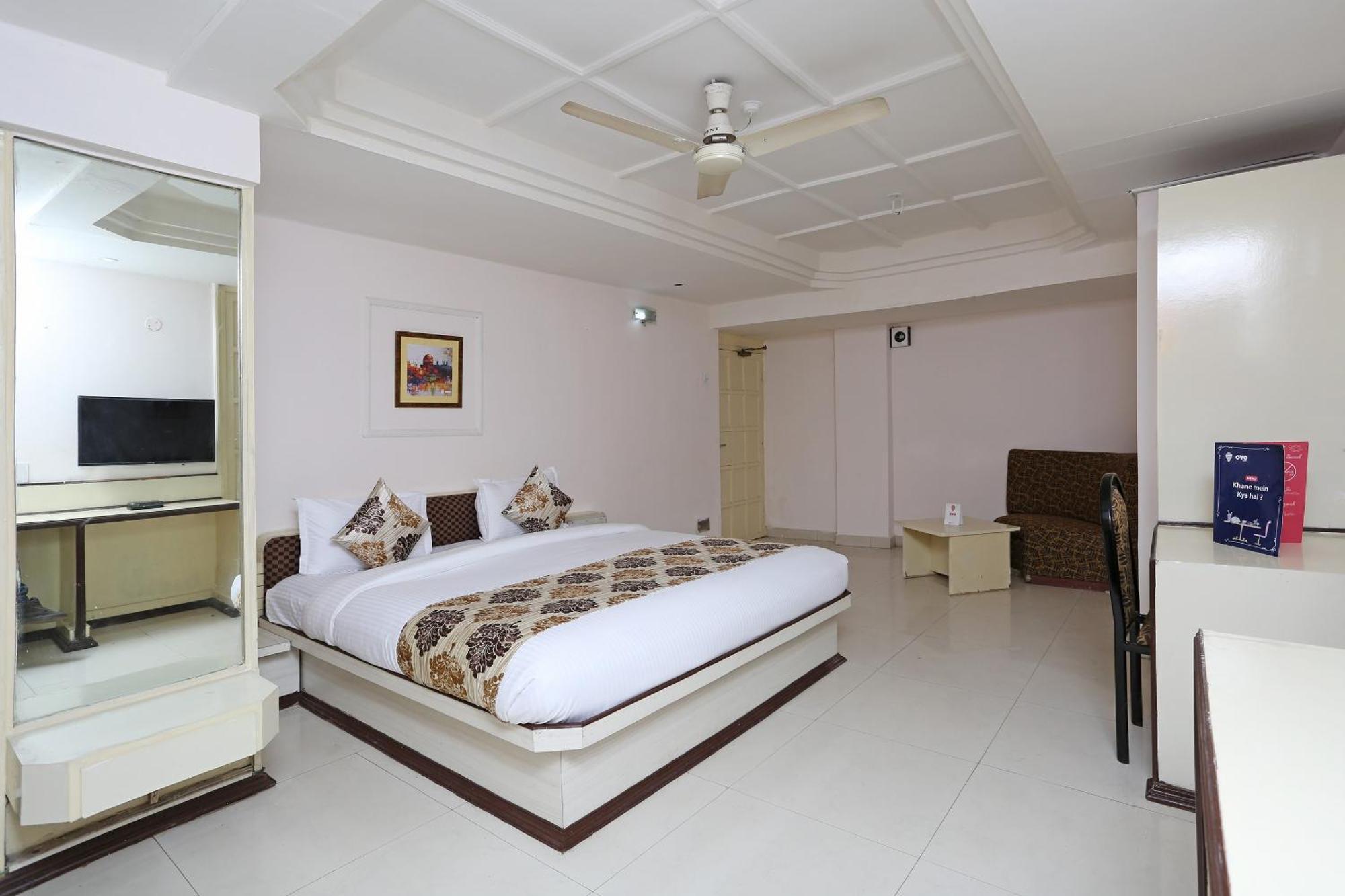Hotel O Midtown Rāipur Esterno foto